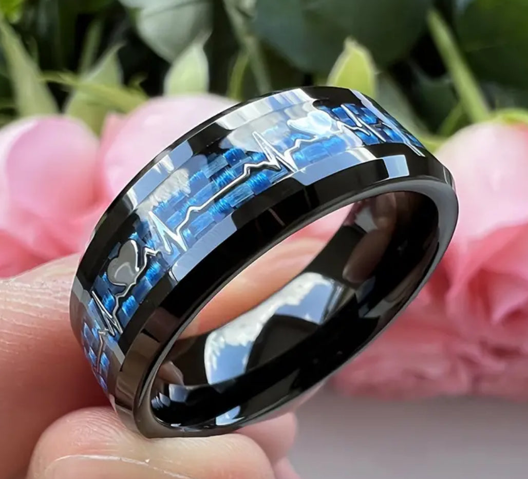 Stylish 8mm Stainless Steel Ring With Heartbeat Design & Black Carbon Fiber