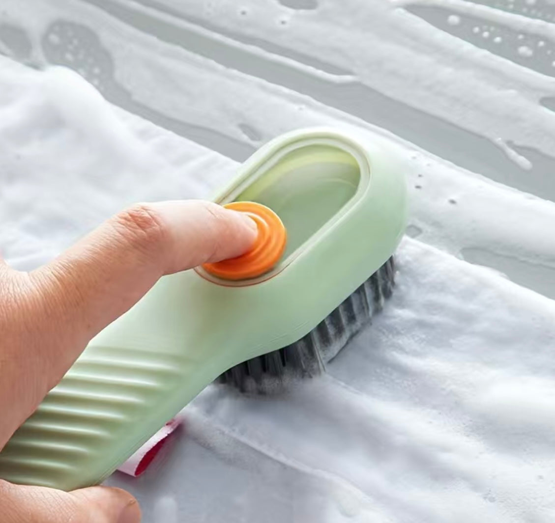 Push Liquid Cleaning Brush