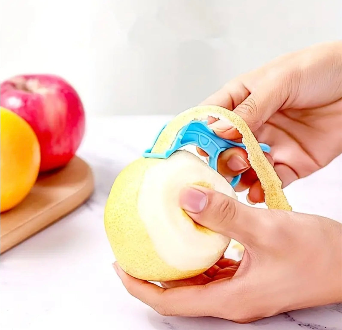 1 pc Multi Use Fruit Peeler Veggie Peeler Multifunctional Peeler With Ring Handle