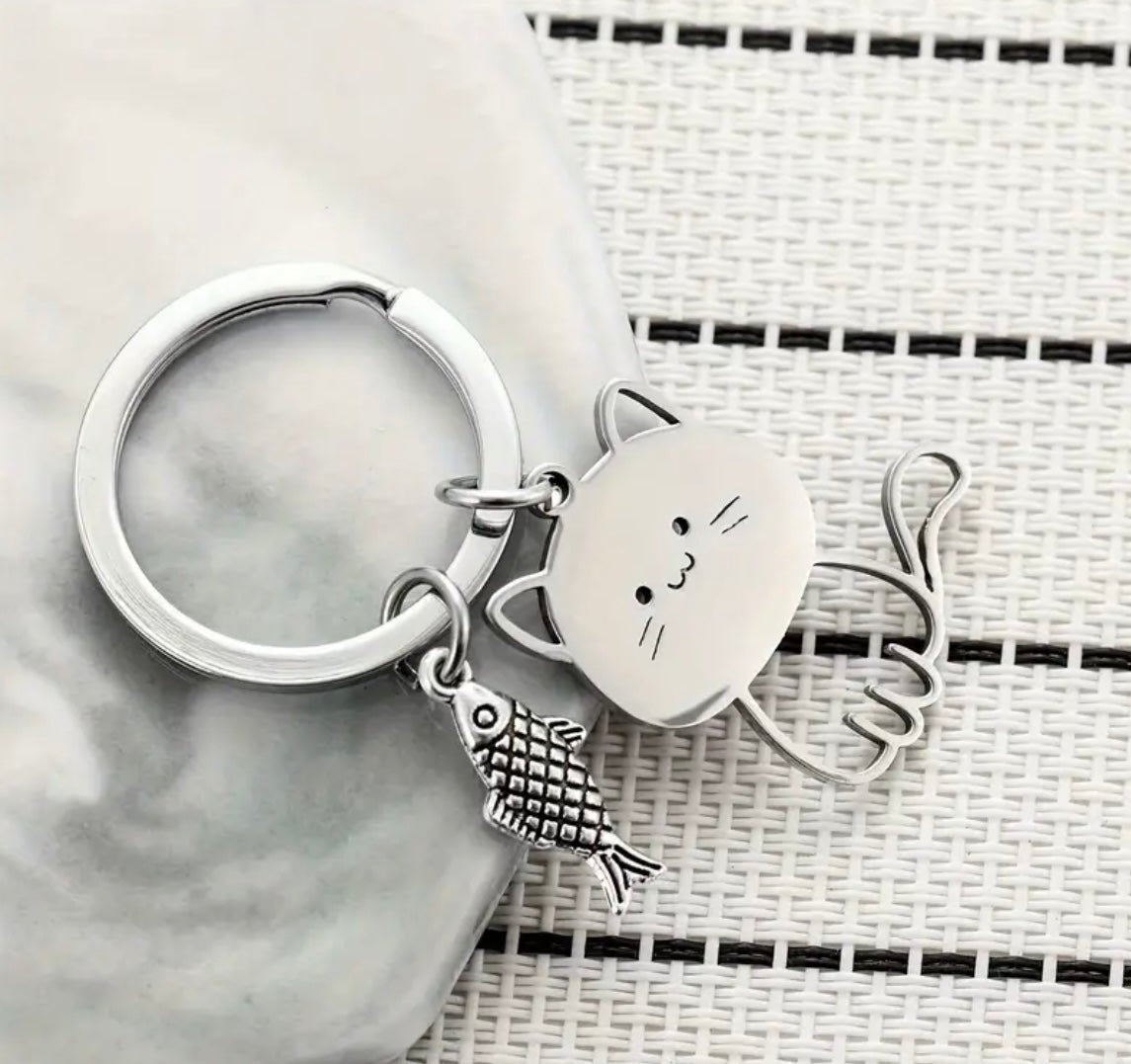 1 pc Cute Cat & Fish Keychain - EmporiumDepot