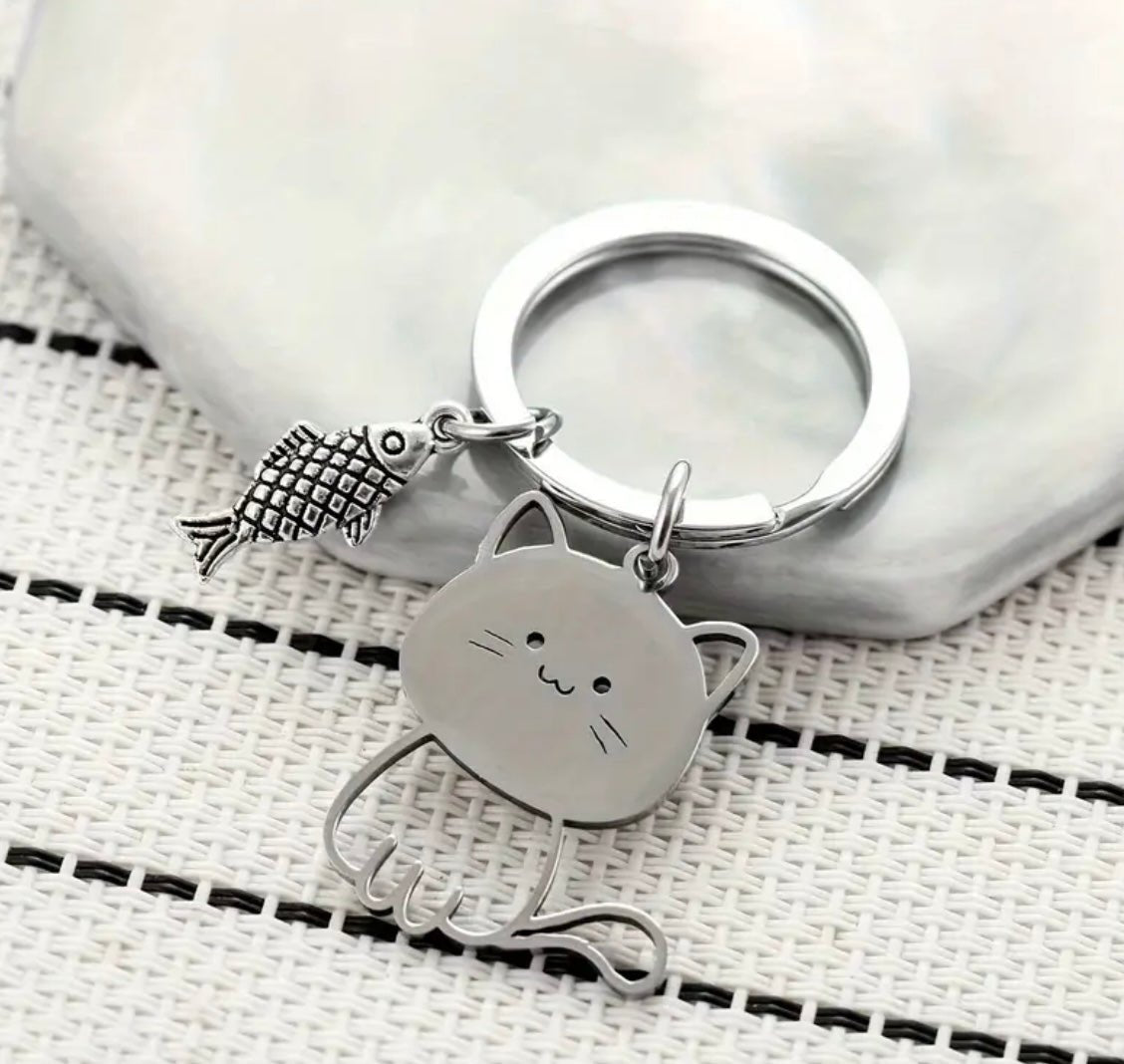 1 pc Cute Cat & Fish Keychain - EmporiumDepot