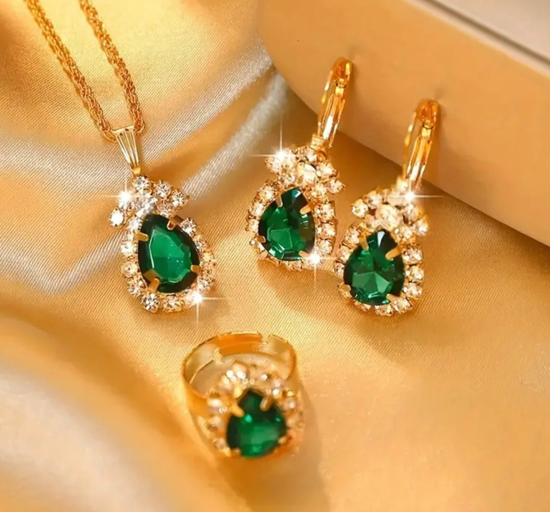 Luxury Elegant 4 Piece Jewelry Set Drip Emerald With Rhinestones Women’s Necklace, Matching earrings, and Ring