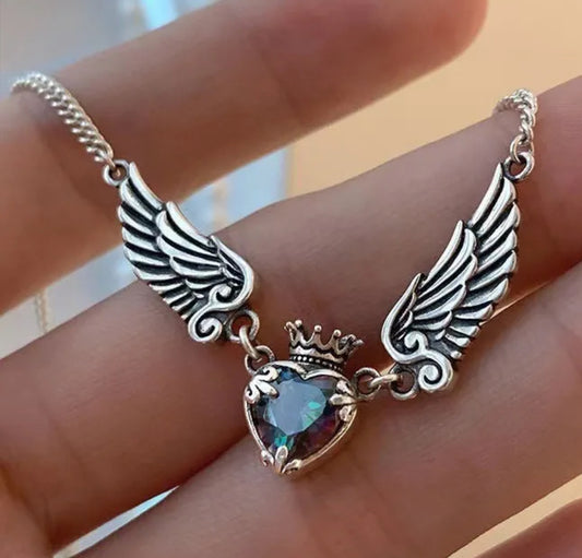 Vintage Distressed Aurora Love Crown Angel Demon Wings Pendant Necklace Female Light Luxury