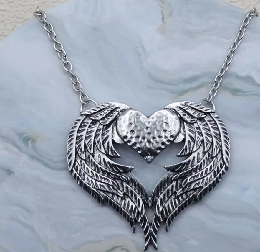 Angel Wings Heart Pendant Necklace For Women Great Jewelry Gifts