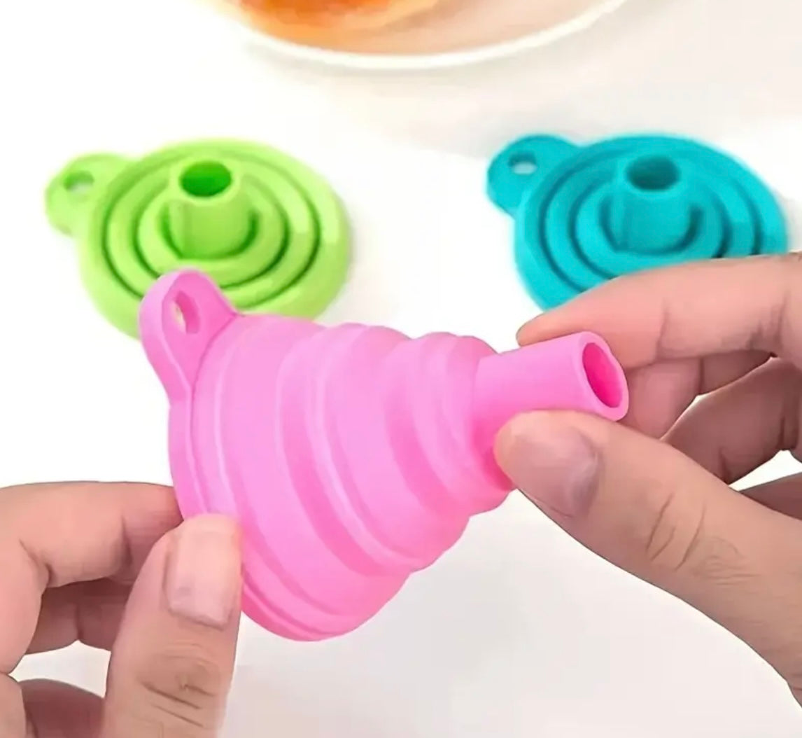 3 pcs colorful pack mini silicone fold up funnel for easy storage