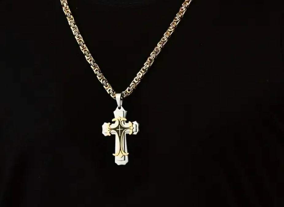 Stylish Men’s Stainless Steel Cross Pendant With Flat Chain and Timeless Design