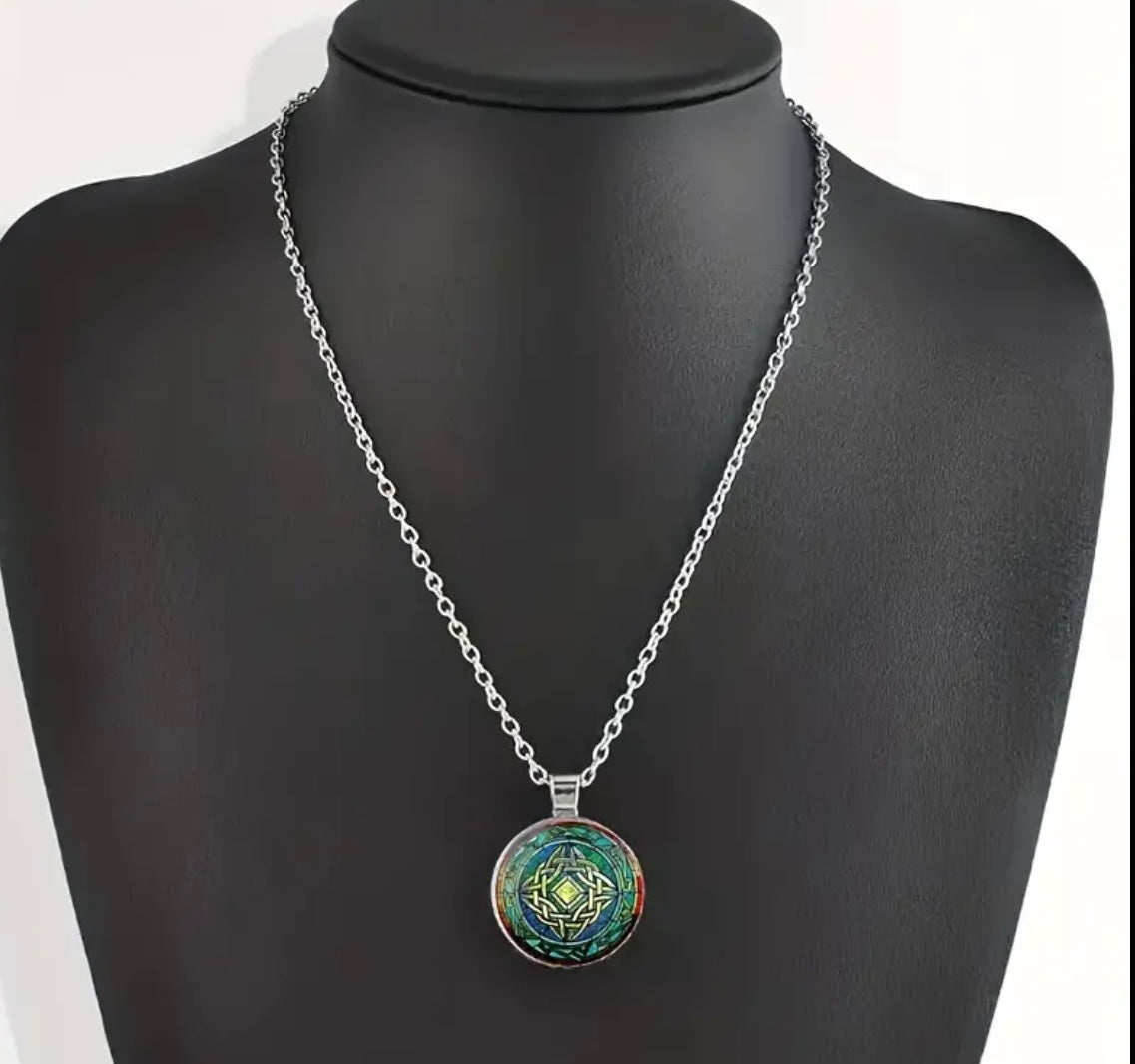 1 pc Vintage Celtic Knot Necklace for Men or Women Great Gift