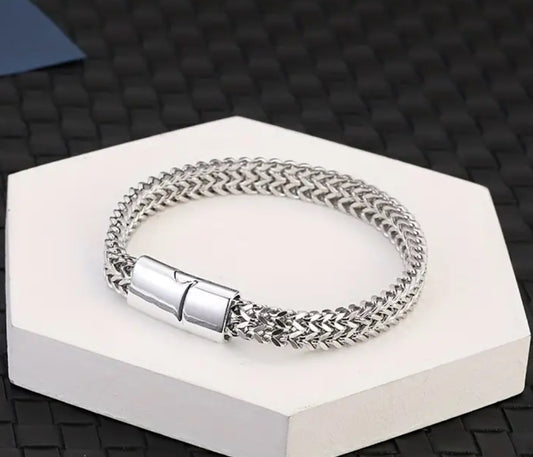 Premium Stainless Steel Men’s Braided Chain Bracelet Stylish Square Links With Magnet Buckle Closure